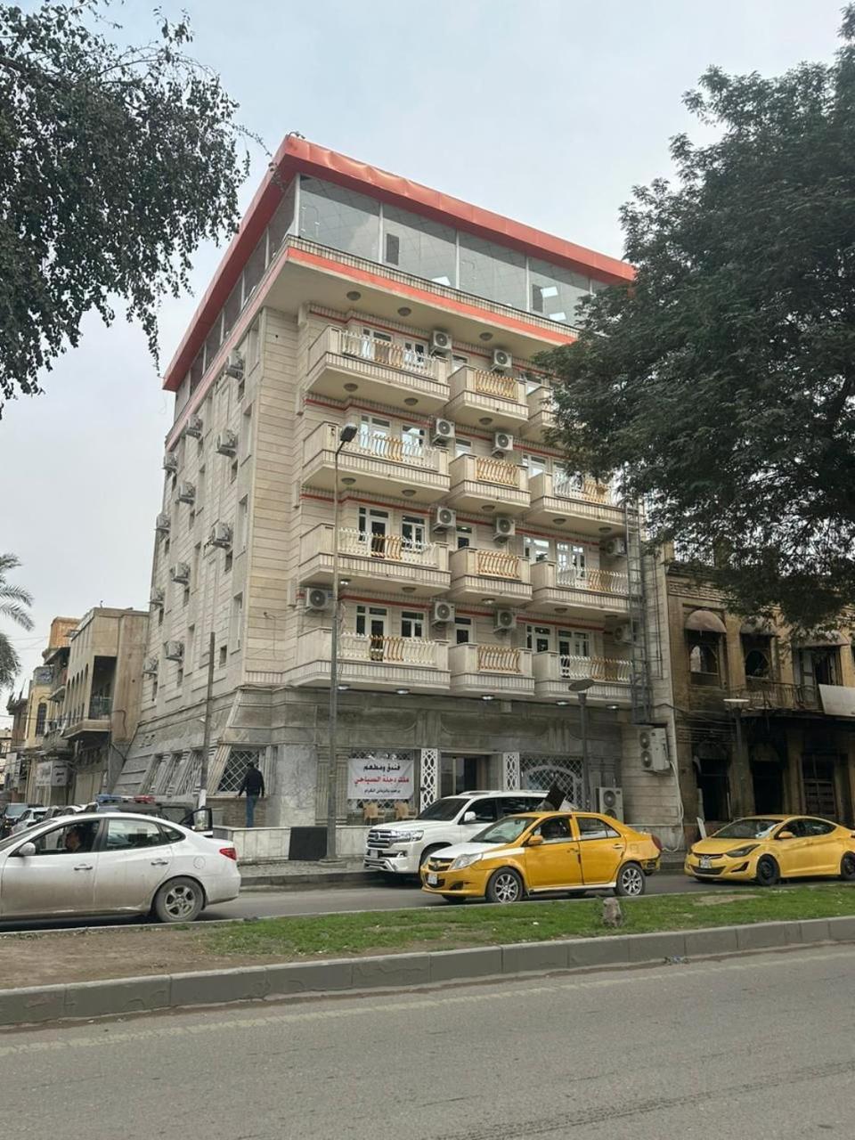 Malik Dijlah Hotel Baghdād Екстериор снимка