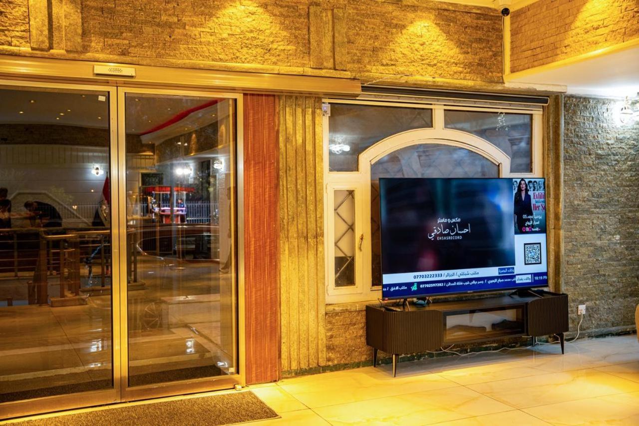 Malik Dijlah Hotel Baghdād Екстериор снимка
