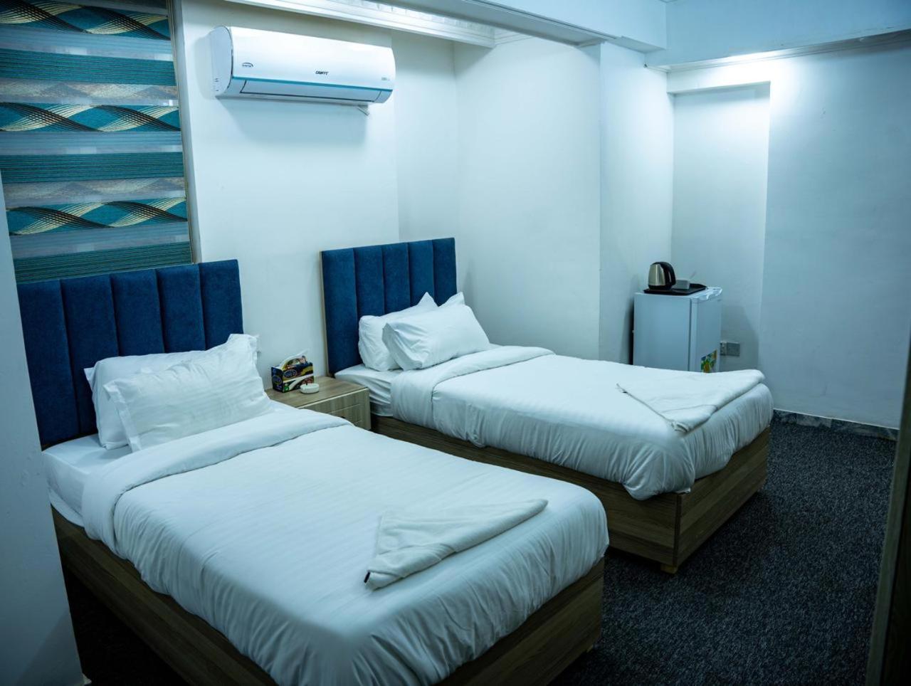 Malik Dijlah Hotel Baghdād Екстериор снимка